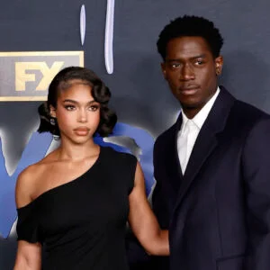 LOS ANGELES, CALIFORNIA - FEBRUARY 15: (L-R) Lori Harvey and Damson Idris attend the Red Carpet Premiere Event for the Sixth and Final Season of FX's "Snowfall" at Academy Museum of Motion Pictures, Ted Mann Theater on February 15, 2023 in Los Angeles, California.